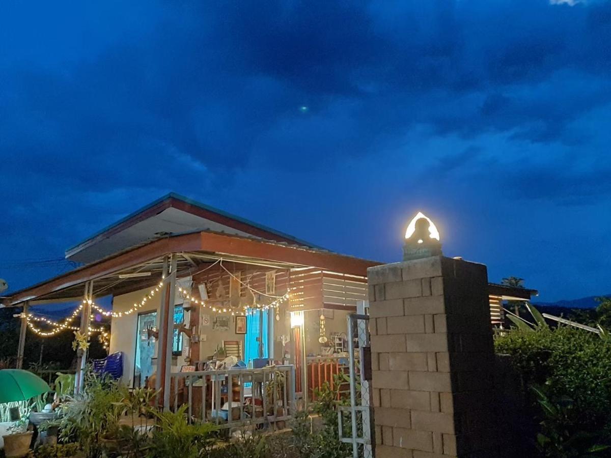 Phu Chaem House Hotel Mae Chaem Luaran gambar
