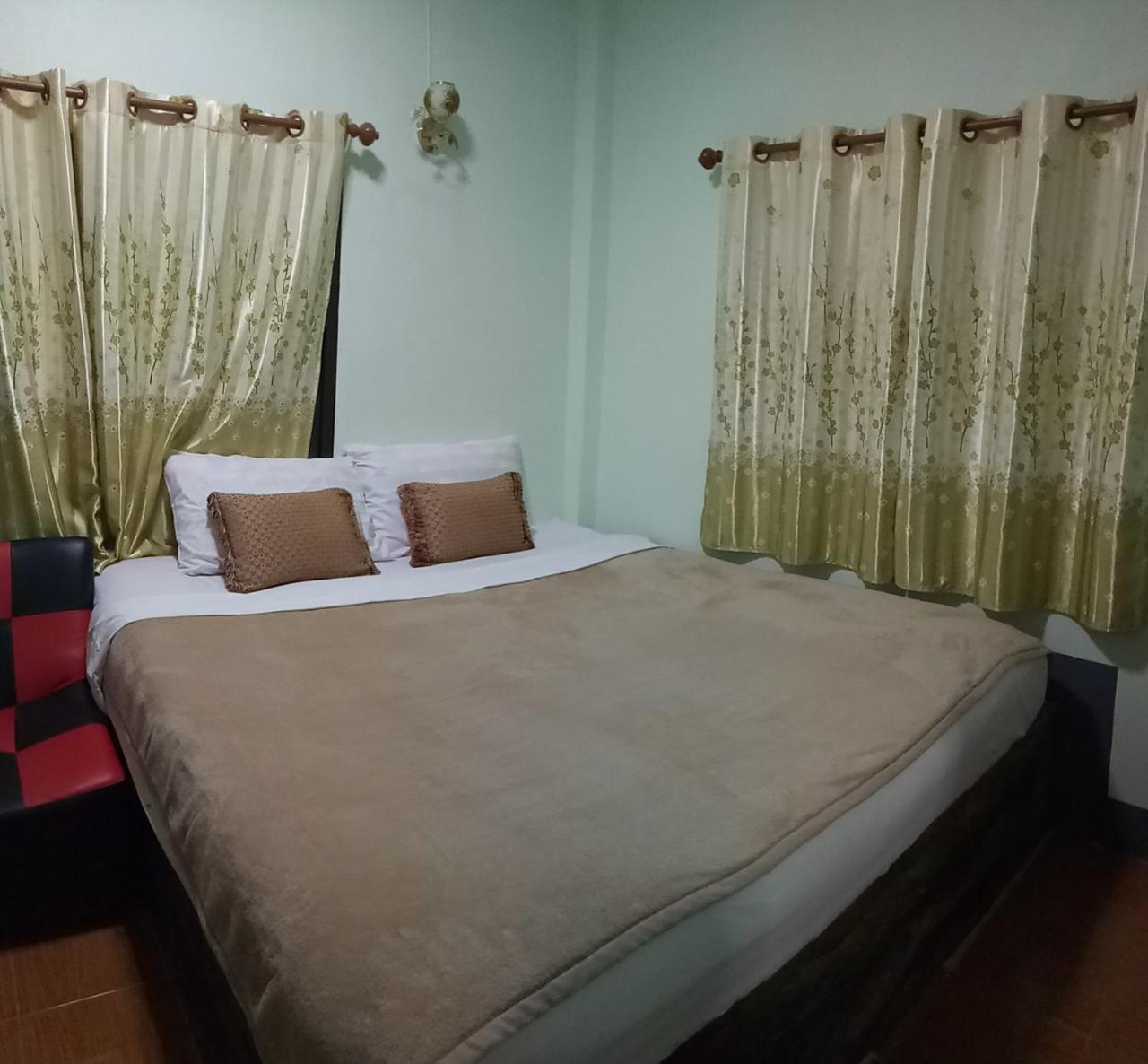 Phu Chaem House Hotel Mae Chaem Luaran gambar