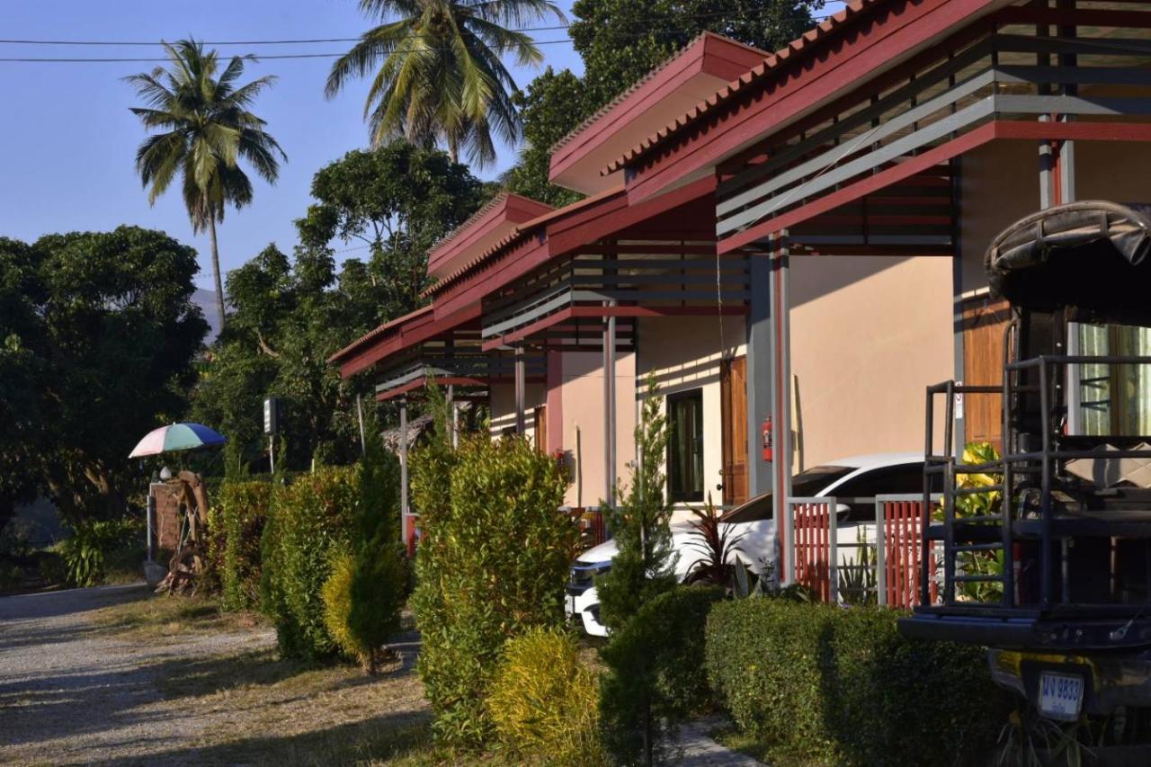Phu Chaem House Hotel Mae Chaem Luaran gambar